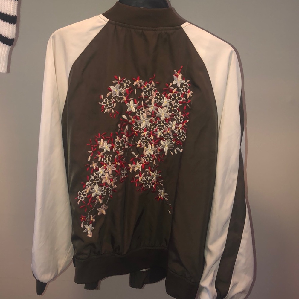 Bomber jacket - Picture 2 of 3